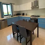 Parkside Maisonette *